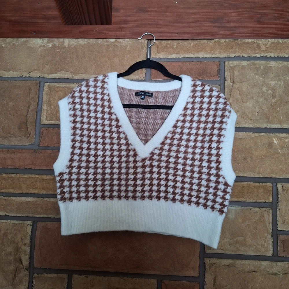 Kendall + Kylie School Girl Sweater Vest XS - Picture 2 of 11